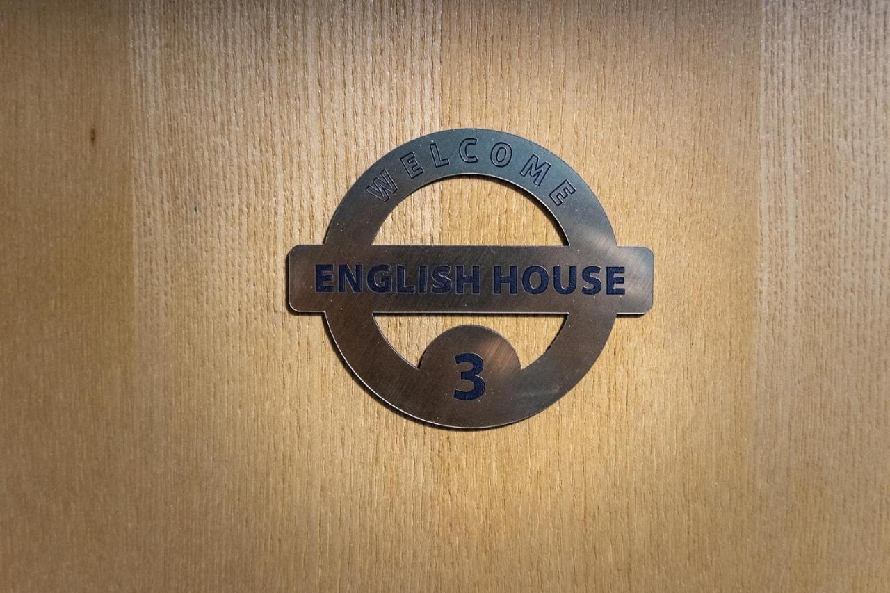 English House Bistriţa Eksteriør bilde