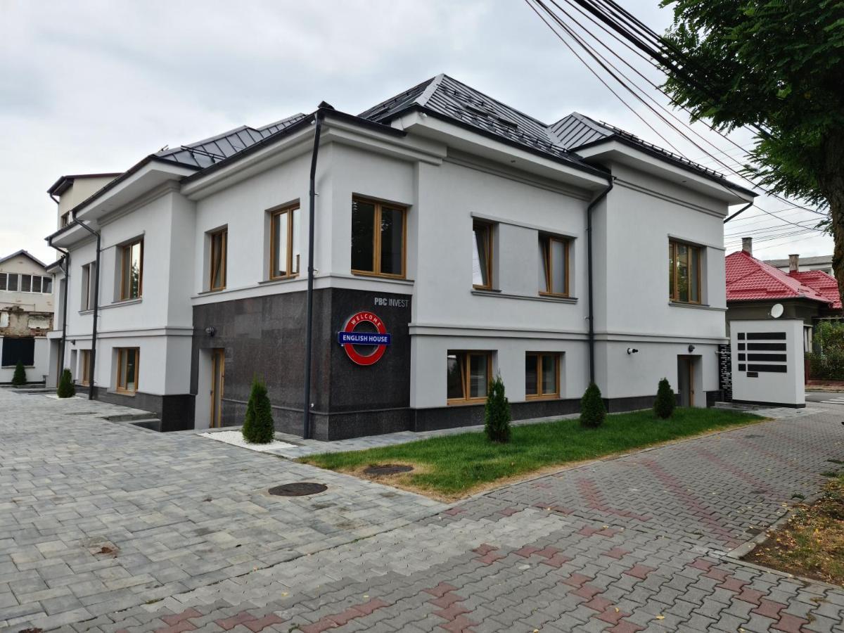 English House Bistriţa Eksteriør bilde