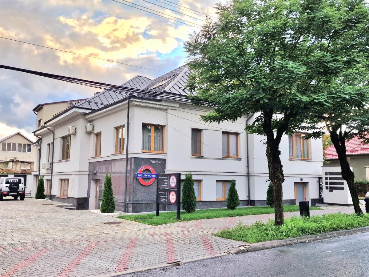 English House Bistriţa Eksteriør bilde